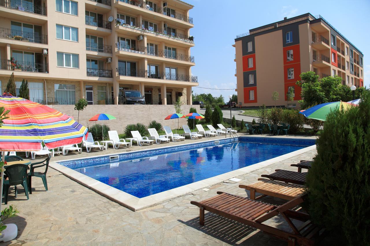 South Coast Apartments Σούμεν Εξωτερικό φωτογραφία