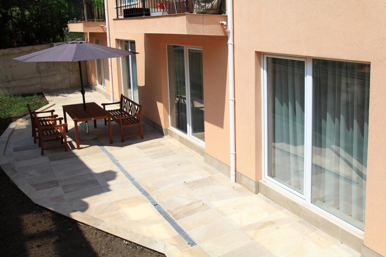 South Coast Apartments Σούμεν Εξωτερικό φωτογραφία