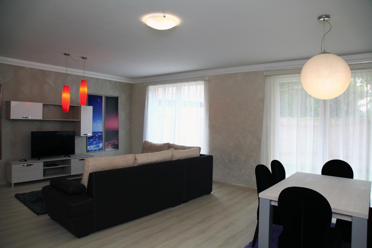 South Coast Apartments Σούμεν Εξωτερικό φωτογραφία