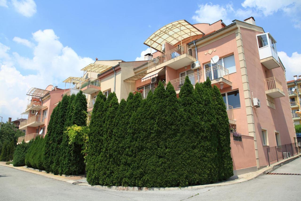South Coast Apartments Σούμεν Εξωτερικό φωτογραφία
