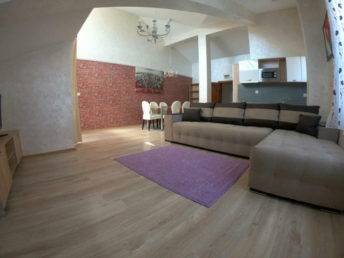 South Coast Apartments Σούμεν Εξωτερικό φωτογραφία